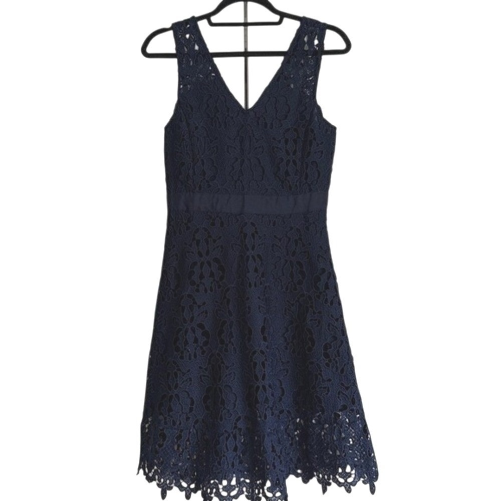 Banana Republic Navy Floral Guipure Lace V-Neck Sheath Party Dress 4 Wedding